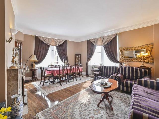 4 bedroom flat for sale