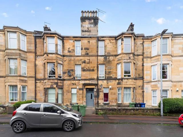 4 bedroom flat for sale