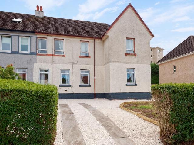 4 bedroom flat for sale