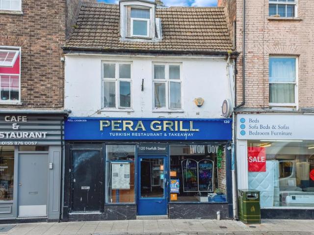 4 bedroom flat for sale