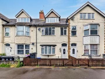 4 bedroom flat for sale