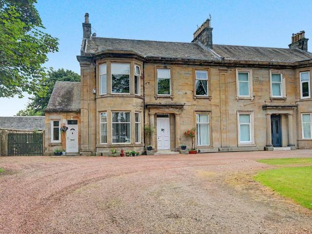 4 bedroom flat for sale