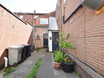 East Lindsey, East of England - Equipped kitchen