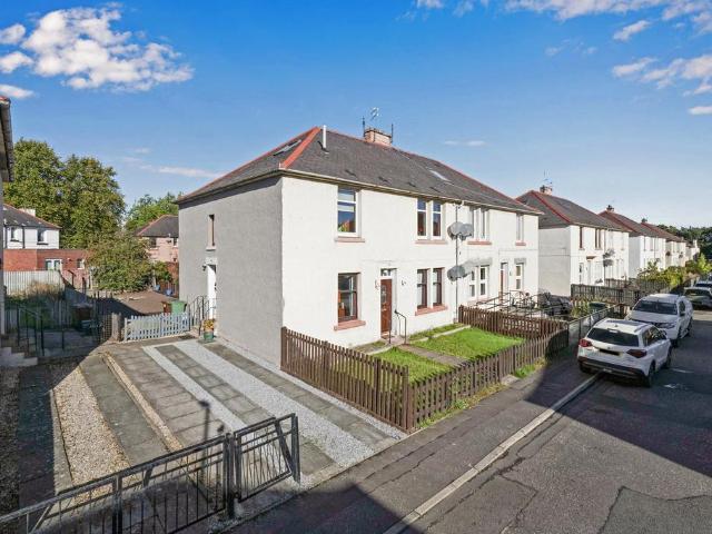 4 bedroom flat for sale