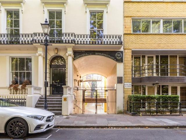 4 bedroom flat for sale