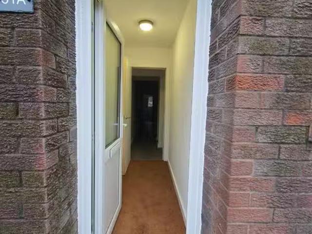 4 bedroom flat for rent in Walmersley Road, Bury, BL9