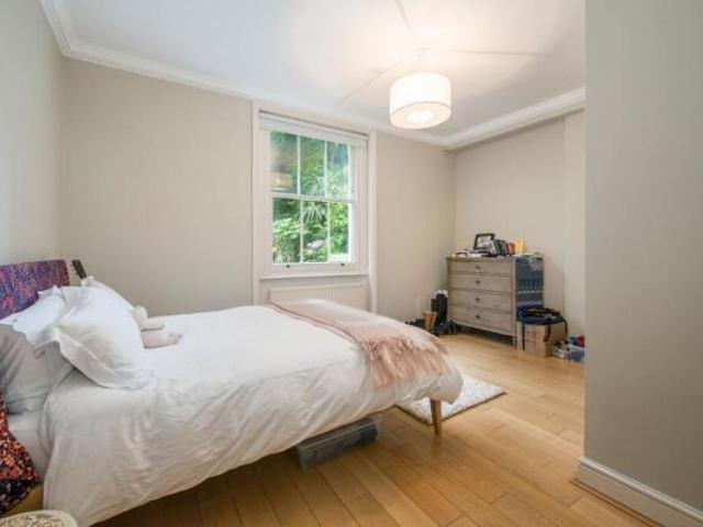 4 bedroom flat for rent in Clifton Gardens, Little Venice, London, W9
