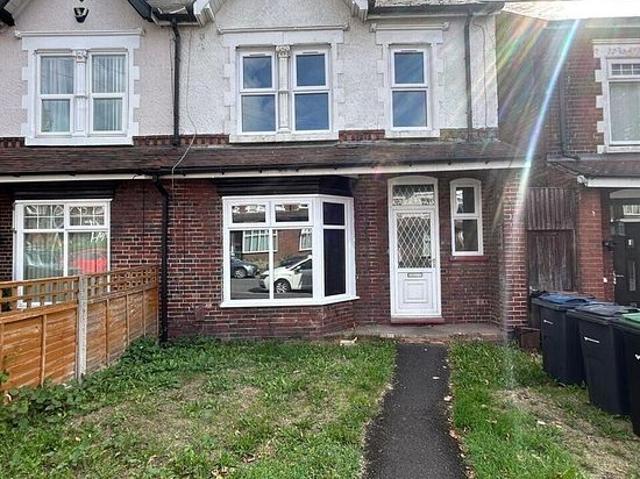 4 bedroom flat in Birmingham