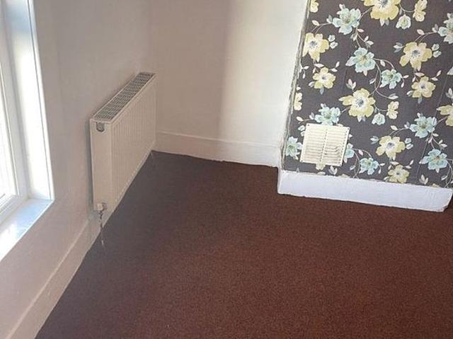 4 bedroom flat in Liverpool