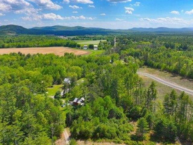 4 bedroom, Fryeburg ME 04037 104407920