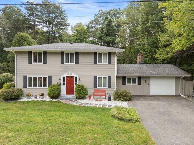 4 bedroom, Framingham MA 01701 105402769