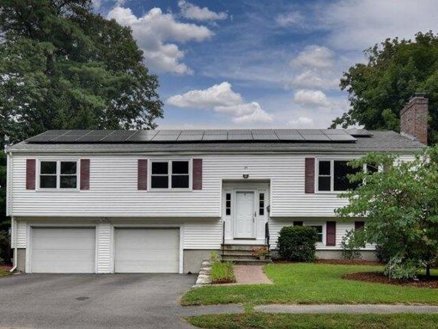 4 bedroom, Framingham MA 01701 105418783