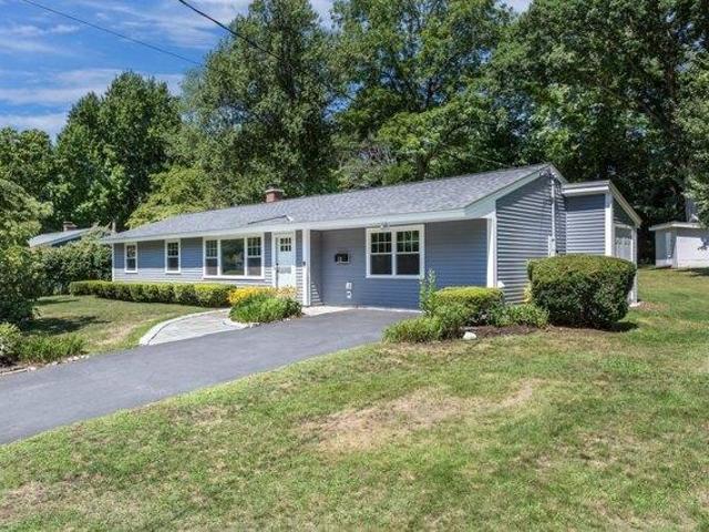 4 bedroom, Framingham MA 01701 105591228