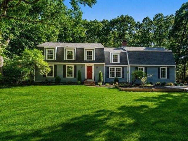 4 bedroom, Framingham MA 01702 105532514