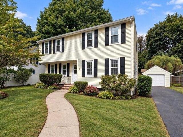 4 bedroom, Framingham MA 01702 105549785