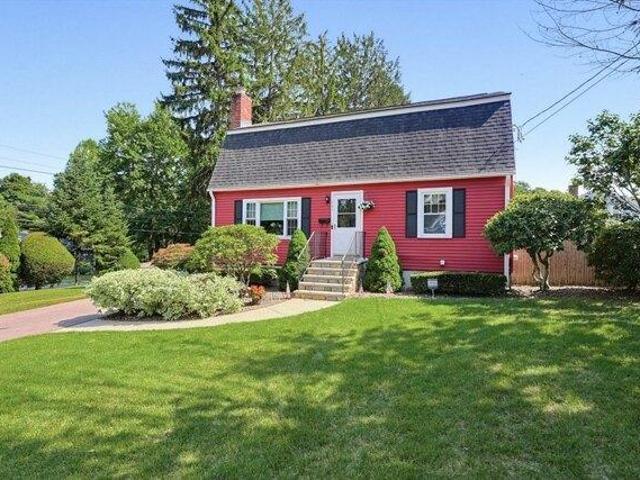 4 bedroom, Framingham MA 01702 105549843