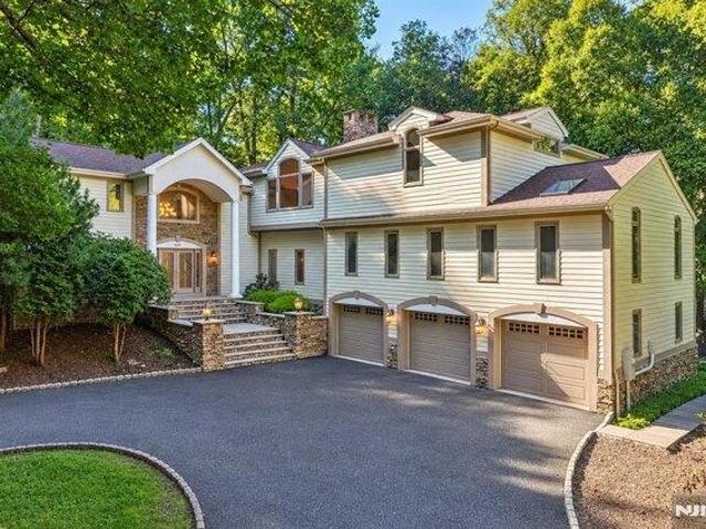 4 bedroom, Franklin Lakes NJ 07417 105710791