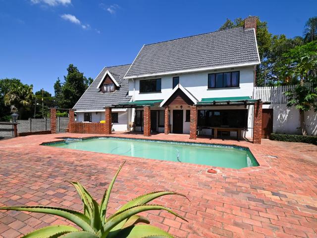 4 Bedroom Freehold To Let in Cowies Hill