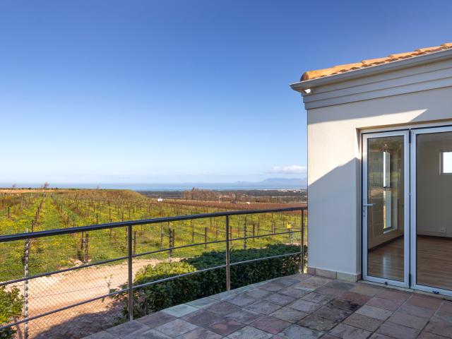 4 Bedroom Freehold To Let in Heldervue