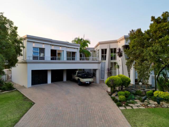 4 Bedroom Freehold To Let in Silver Lakes Golf Estate