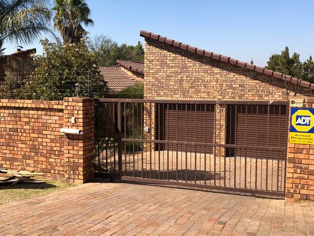 4 Bedroom Freestanding To Let in Sundowner