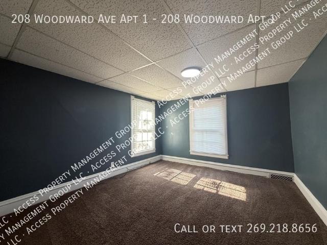4 bedroom, Kalamazoo MI 49007 LS104821231
