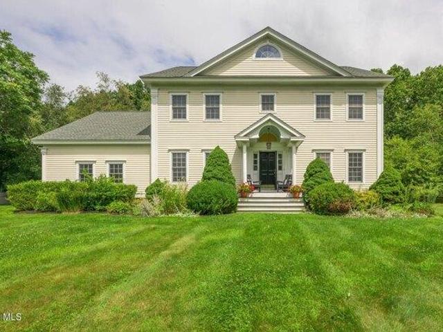 4 bedroom, Kinderhook NY 12106 105292817
