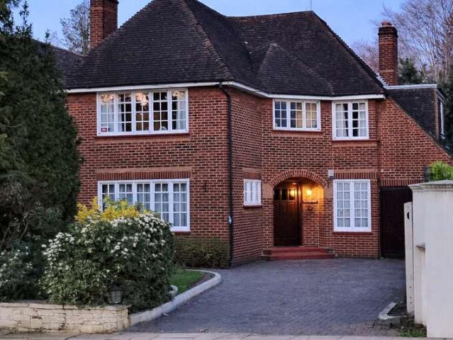 4 Bedroom House
