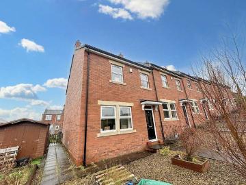 North East, North England - Garden, Equipped kitchen