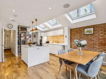 Clapham Common, SW4, Clapham Old Town, London, Greater London