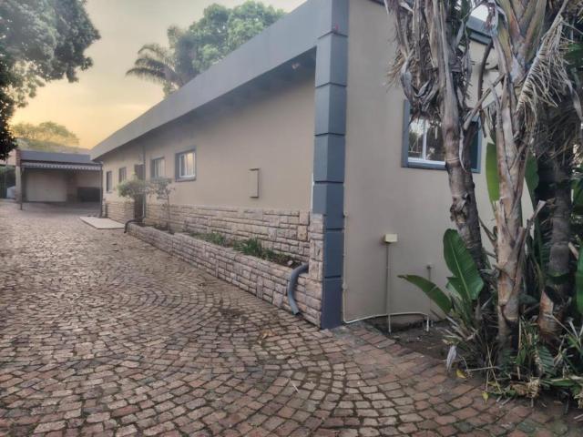 4 Bedroom House + Cottage/Flat to Rent in Illiondale