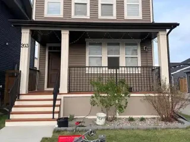 4 Bedroom House Calgary AB 103611680