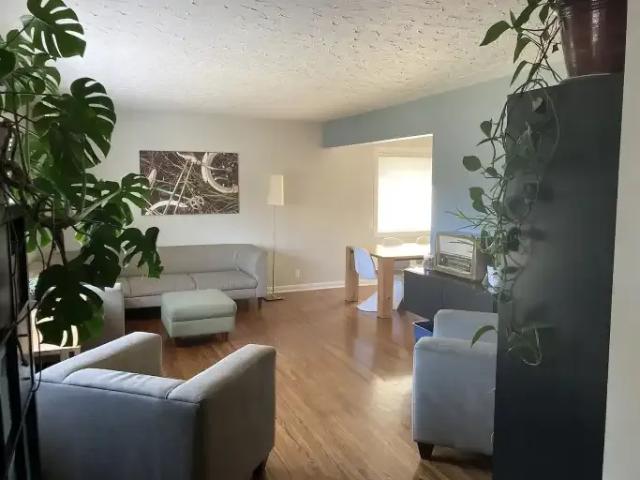 4 Bedroom House Calgary AB 103611697