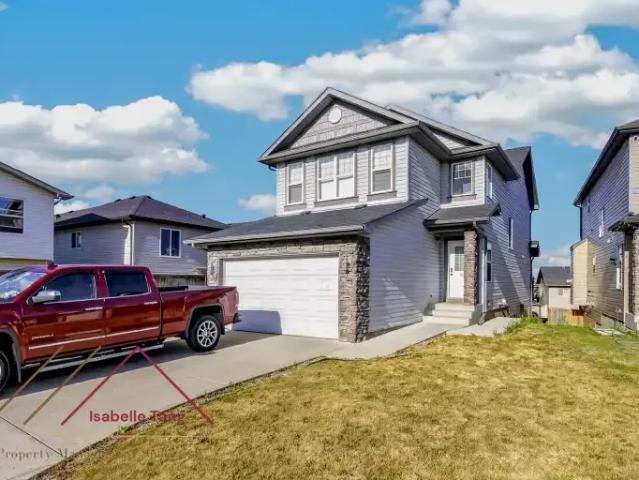 4 Bedroom House Calgary AB 104957601