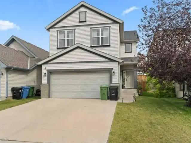 4 Bedroom House Calgary AB 104957628
