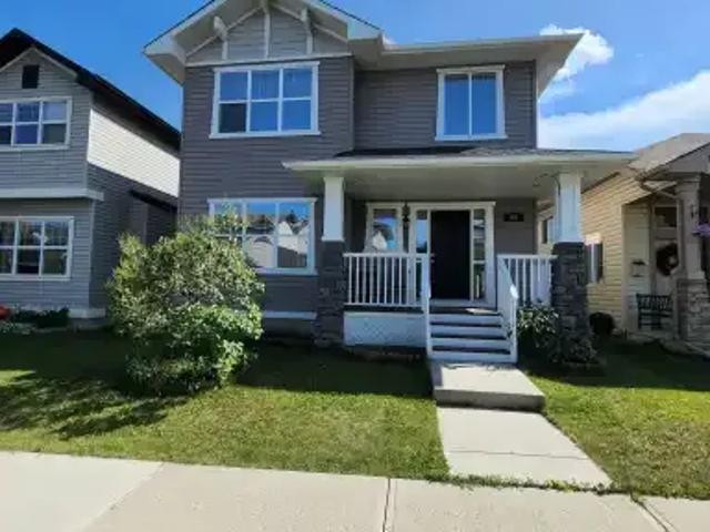 4 Bedroom House Calgary AB 104182541