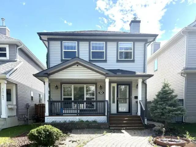 4 Bedroom House Calgary AB 104322317