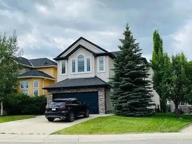 4 Bedroom House Calgary AB 105602098
