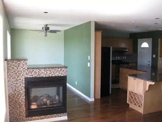 4 Bedroom House Calgary AB 105004669