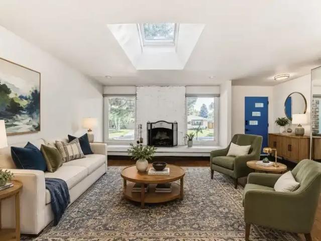 4 Bedroom House Calgary AB 106117725