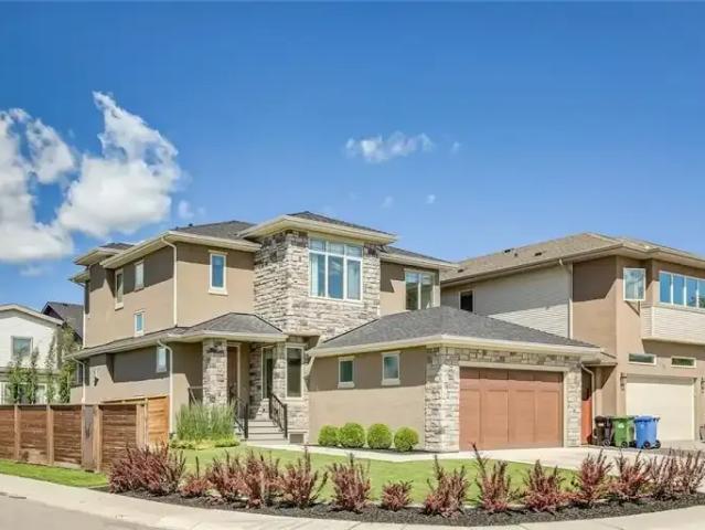 4 Bedroom House Calgary AB 106181340