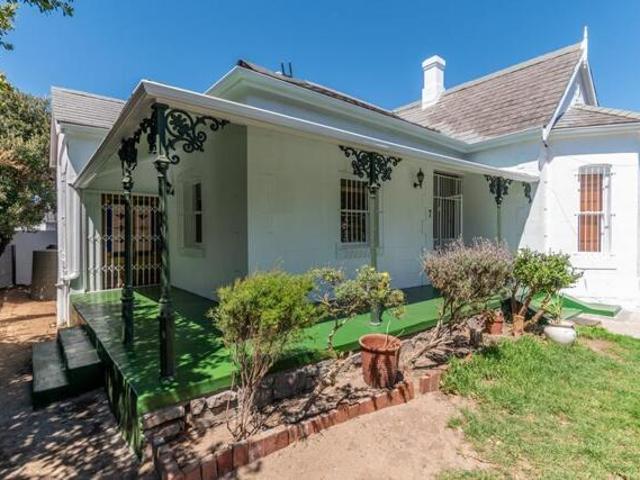 4 Bedroom House Cape Town Western Cape LS103430613