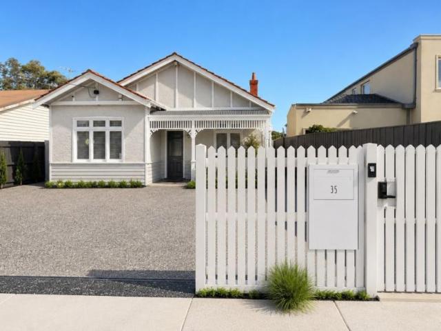 4 Bedroom House Carnegie, VIC 105152910