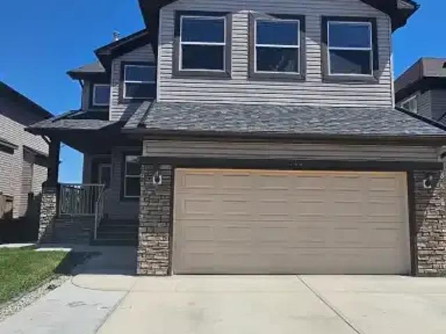 4 Bedroom House Chestermere AB 105327041