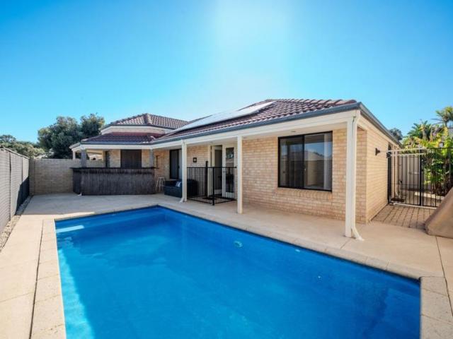 4 Bedroom House Clarkson, WA 104800178