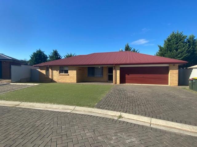 4 Bedroom House Craigmore, SA 106064745