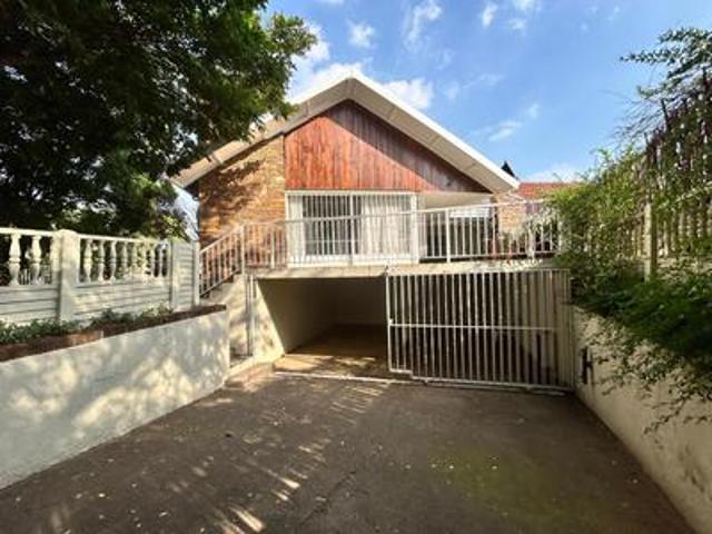 4 bedroom house and flatlets on the.