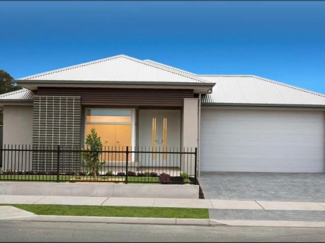 4 Bedroom House Andrews Farm, 103392385