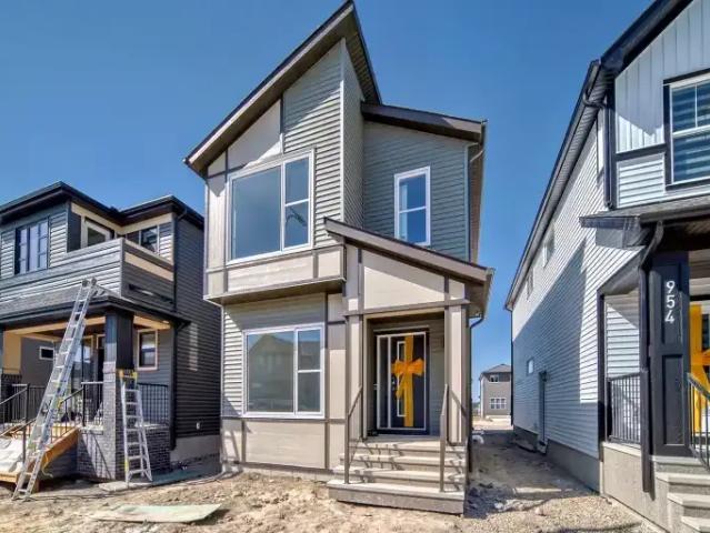 4 Bedroom House Airdrie AB 104986119