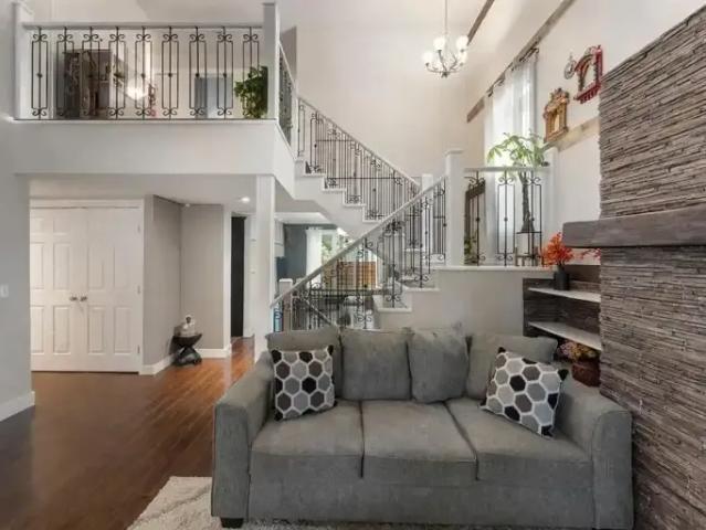 4 Bedroom House Airdrie AB 105923385